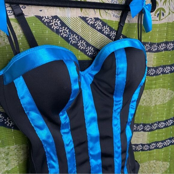 Y2K Morbid Threads Black and Turquoise Corset Bustier Size 36B - Picture 4 of 10